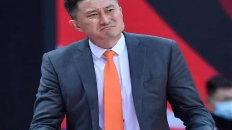 罗甲8连胜奇迹加拉茨钢铁客场挑战，能否继续连胜脚步